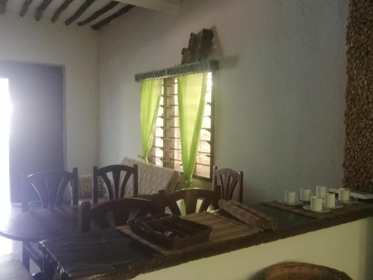 Chiky Villa Watamu Exterior photo